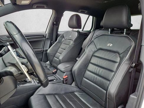 Used 2019 Volkswagen Golf 4-Door AWD/4WD image 14