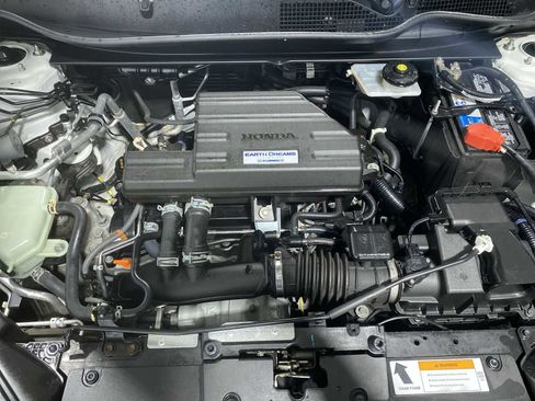 Used 2019 Honda CR-V Touring image 9