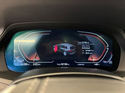 Used 2022 BMW X7 xDrive40i w/ Luxury Seating Package image 19