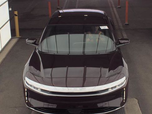 Used 2024 Lucid Air Touring AWD/4WD image 2