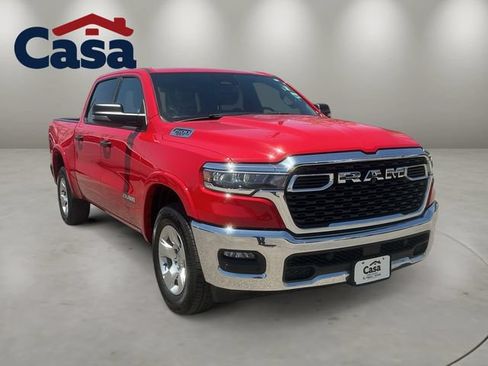 Used 2025 RAM 1500 Big Horn AWD/4WD image 7