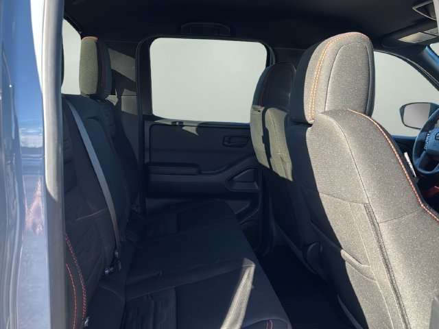 Used 2026 Nissan Frontier PRO-4X AWD/4WD image 15