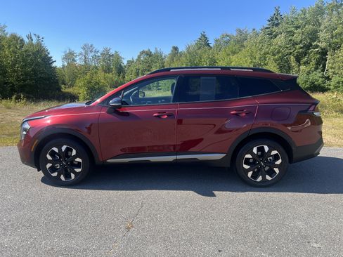 Certified 2023 Kia Sportage X-Line image 8