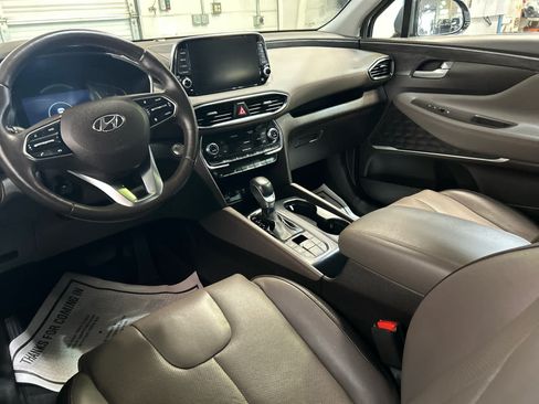 Used 2019 Hyundai Santa Fe AWD image 4