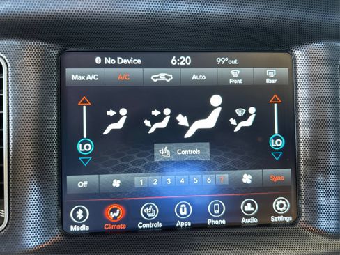 Used 2018 Dodge Charger R/T RWD image 31