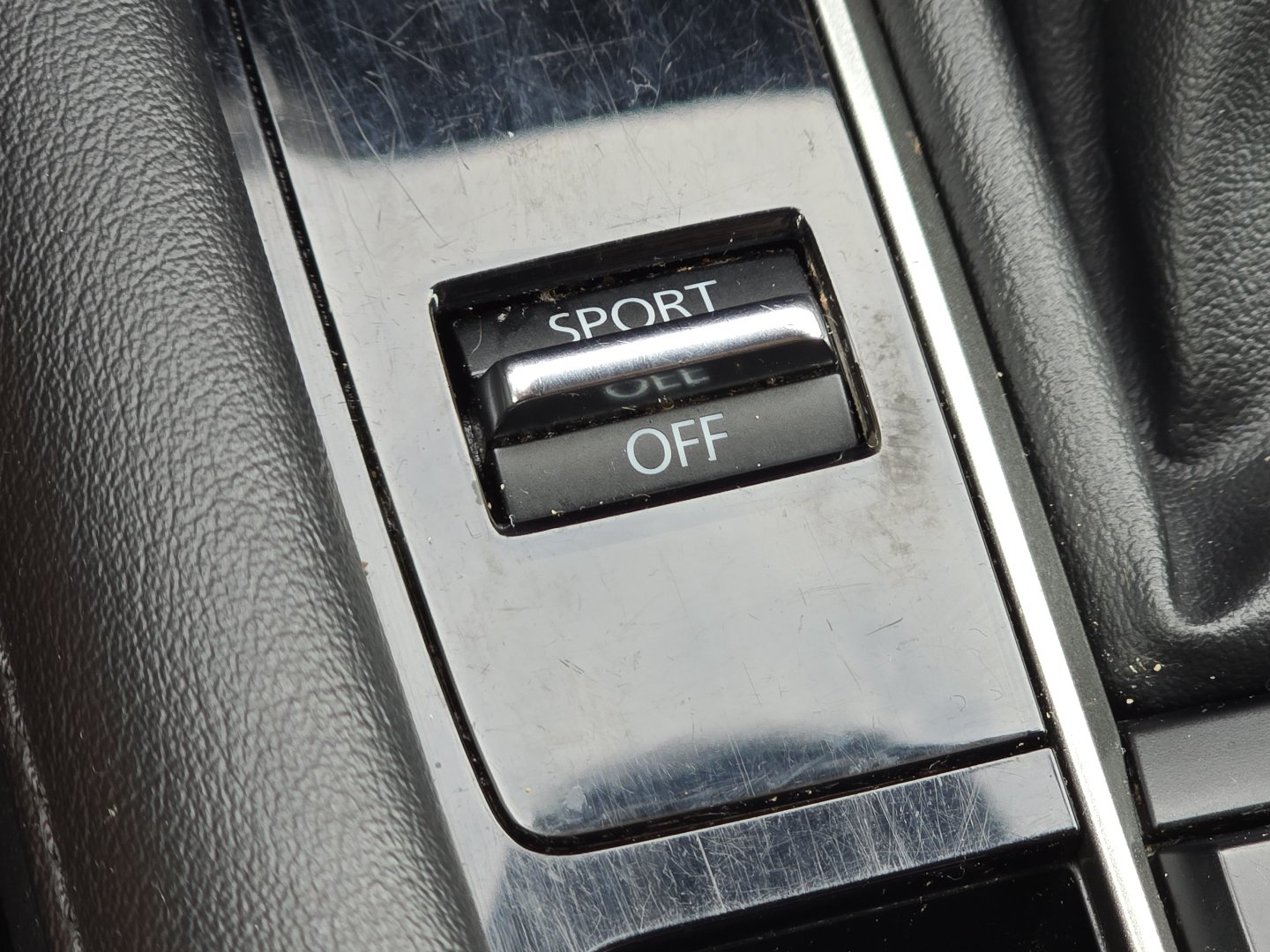 Used 2024 MAZDA MAZDA3 s FWD image 12