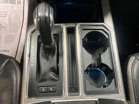 Used 2018 Ford F150 Platinum w/ Equipment Group 701A Luxury AWD/4WD image 14