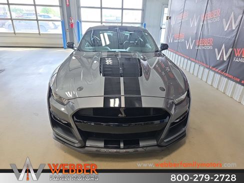 Used 2022 Ford Mustang Shelby GT500 w/ Technology Package RWD image 4