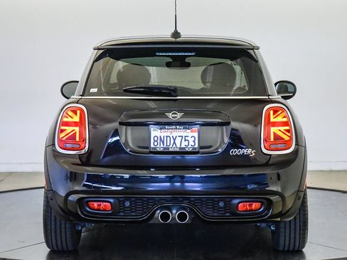 Used 2020 MINI Cooper S FWD image 3