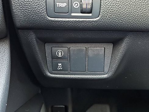 Used 2019 Honda Accord LX image 23