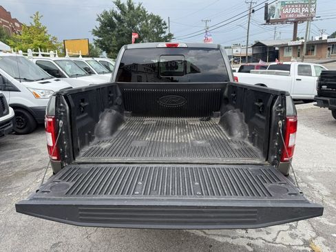 Used 2018 Ford F150 XLT w/ Equipment Group 302A Luxury AWD/4WD image 9