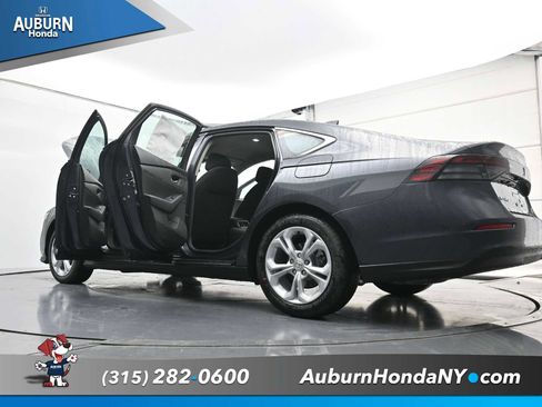 New 2025 Honda Accord LX image 34