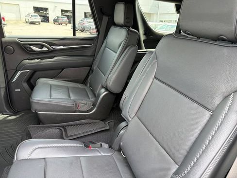 Used 2021 GMC Yukon Denali w/ Denali Premium Package AWD/4WD image 22