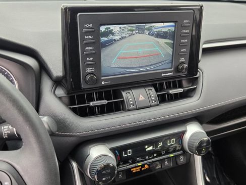 Used 2022 Toyota RAV4 XLE Premium AWD/4WD image 22
