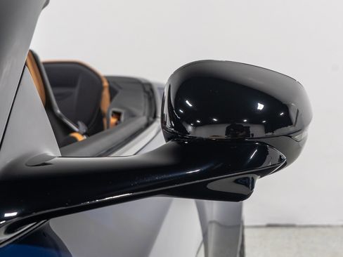 Used 2024 Aston Martin DB12 Convertible image 26