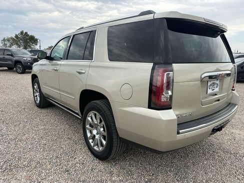 Used 2015 GMC Yukon Denali w/ Premium Package image 7