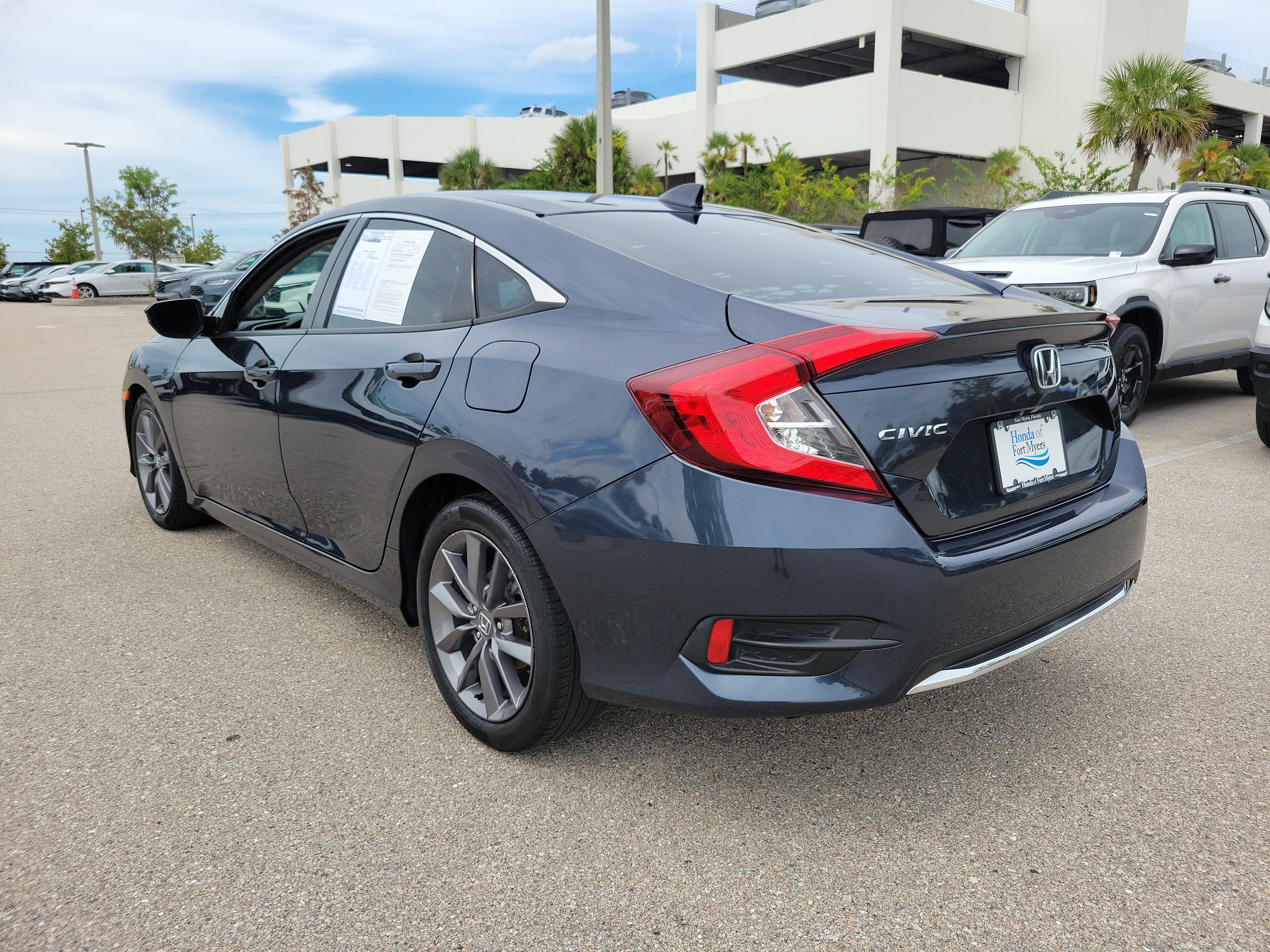 Used 2019 Honda Civic EX image 4