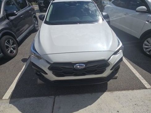 Used 2024 Subaru Crosstrek 2.0i Premium image 11