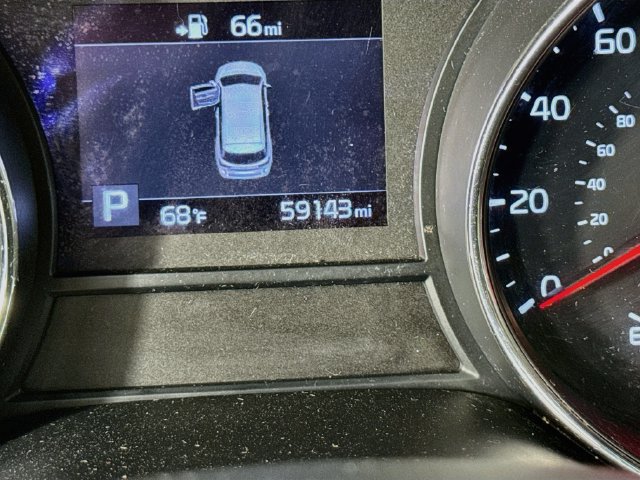 Used 2021 Kia Sedona LX FWD image 13