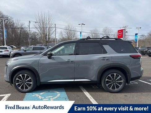 New 2026 Nissan Pathfinder Platinum w/ Cargo Package image 7