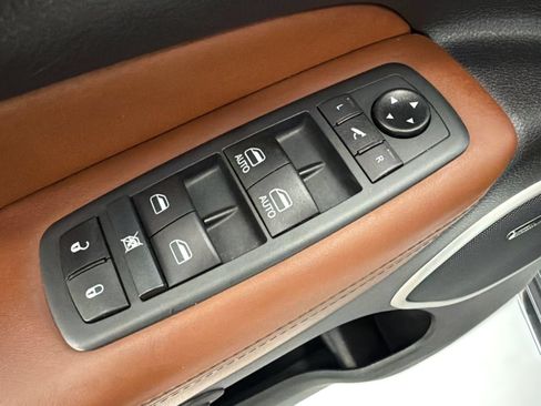 Used 2021 Jeep Grand Cherokee Summit AWD/4WD image 54