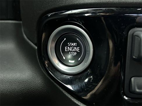 Certified 2024 GMC Sierra 1500 Elevation w/ Elevation Premium Package image 17