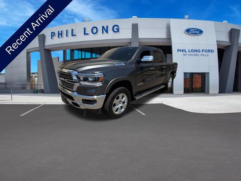 Used 2019 RAM 1500 Laramie AWD/4WD image 1
