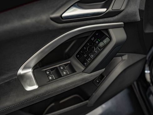 New 2026 Audi SQ5 Prestige AWD/4WD image 19