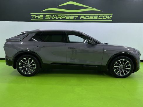 Used 2024 Cadillac Lyriq Sport w/ LPO, Floor Liner Package AWD/4WD image 11