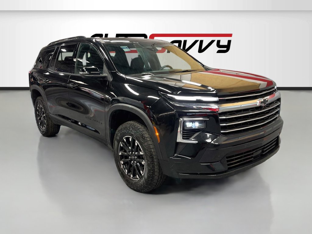 Used 2025 Chevrolet Traverse Z71 AWD/4WD image 1