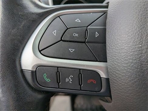 Certified 2021 Jeep Compass Limited image 17