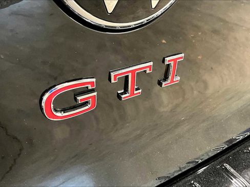 New 2025 Volkswagen GTI SE image 25