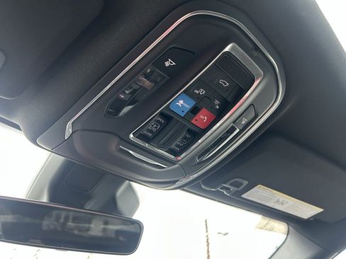 Used 2025 Jeep Grand Cherokee L Laredo w/ Luxury Tech Group I image 26