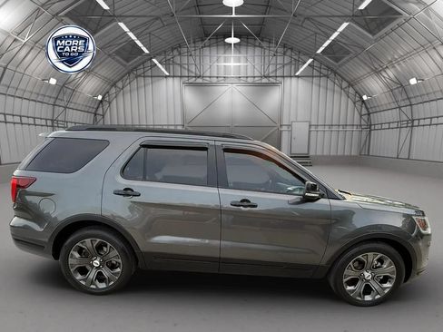 Used 2018 Ford Explorer Sport w/ Equipment Group 401A AWD/4WD image 5