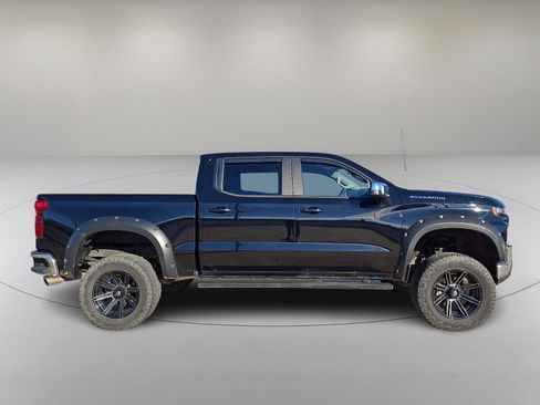 Used 2021 Chevrolet Silverado 1500 LT image 12