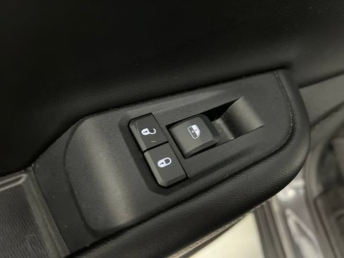 Used 2024 Jeep Grand Cherokee Altitude RWD image 20
