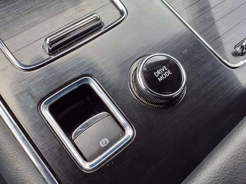 Certified 2025 Lincoln Aviator 2WD image 13
