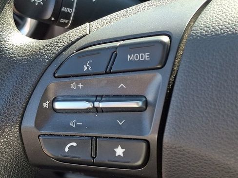 Used 2023 Hyundai Kona SEL AWD/4WD image 20