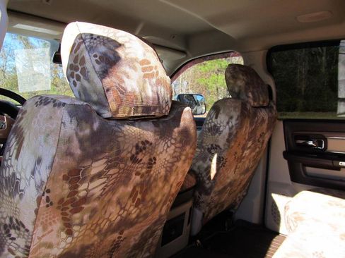 Used 2017 RAM 2500 Laramie w/ Convenience Group image 34