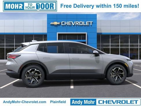 New 2026 Chevrolet Equinox EV LT image 5