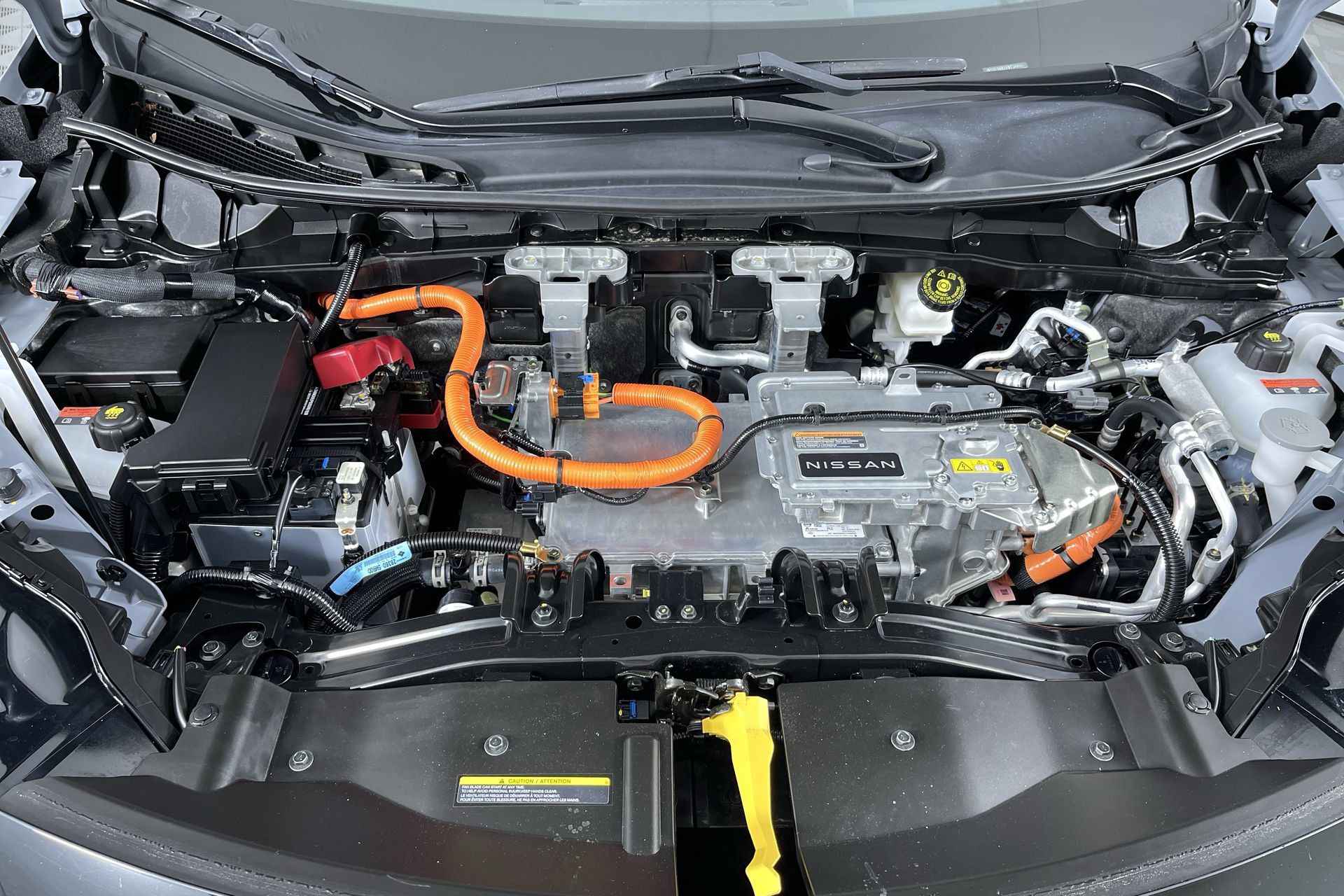 Used 2024 Nissan Ariya AWD image 28