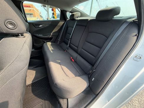 Used 2021 Chevrolet Malibu LT FWD image 15