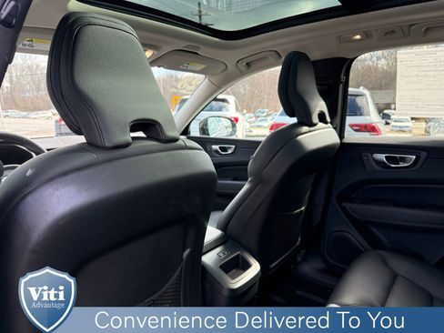 Used 2023 Volvo XC60 B5 Plus w/ Climate Package image 21