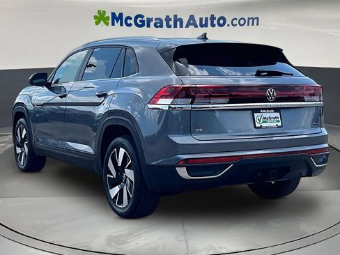 Used 2025 Volkswagen Atlas Cross Sport SE AWD/4WD image 5