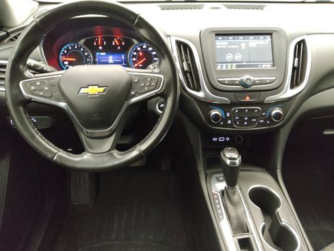 Used 2019 Chevrolet Equinox LT AWD/4WD image 22