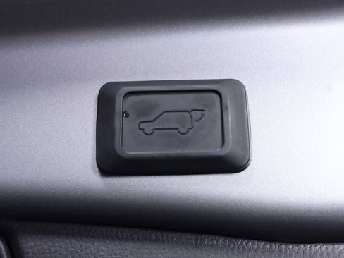 Used 2023 Toyota RAV4 XLE w/ Convenience Package image 31