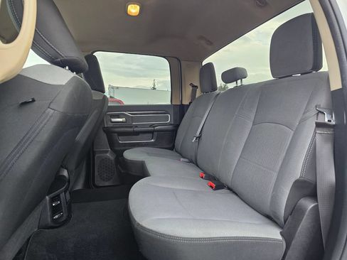 Used 2020 RAM 2500 Big Horn AWD/4WD image 17