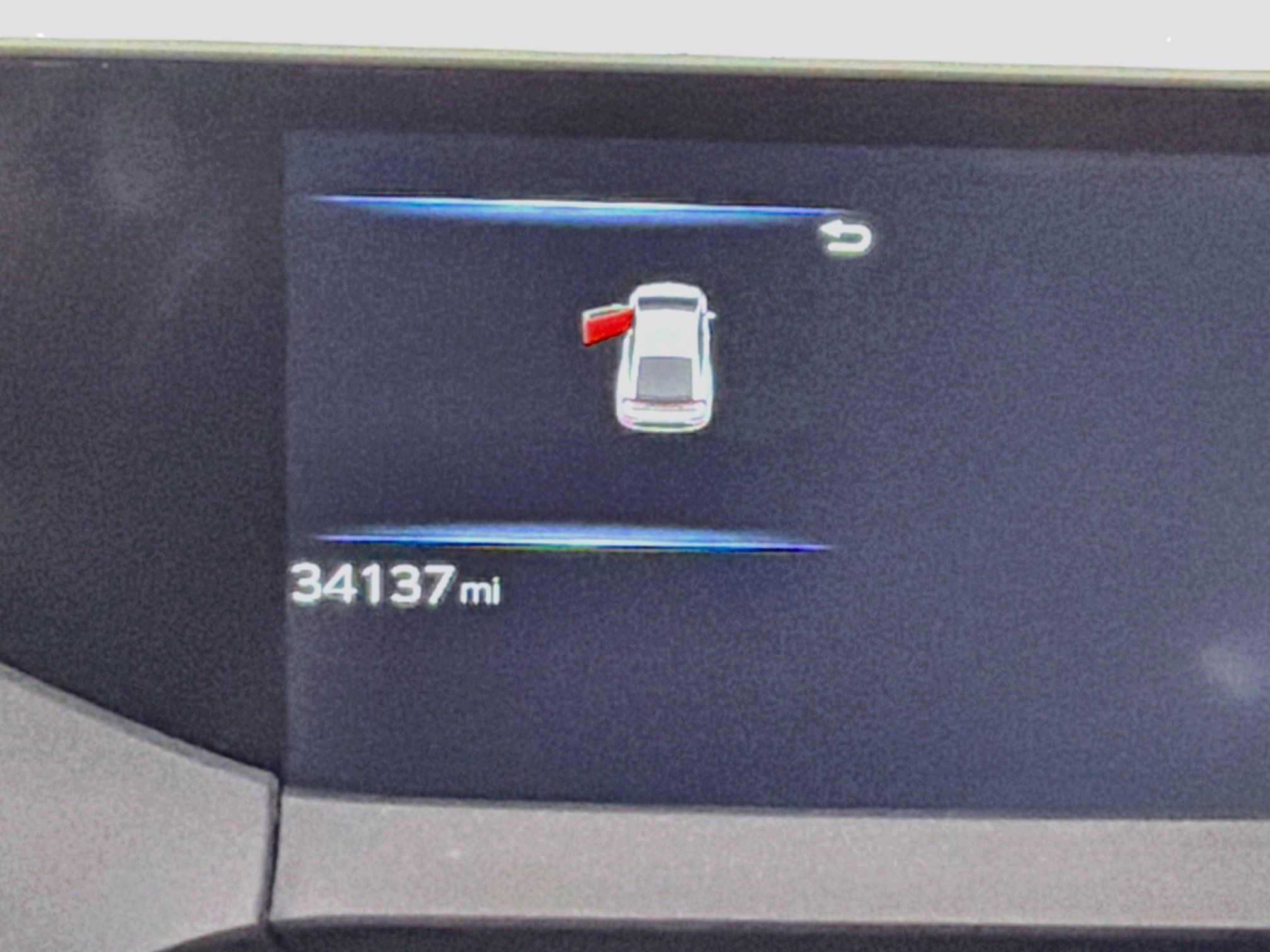 Used 2025 Toyota Prius LE FWD image 18