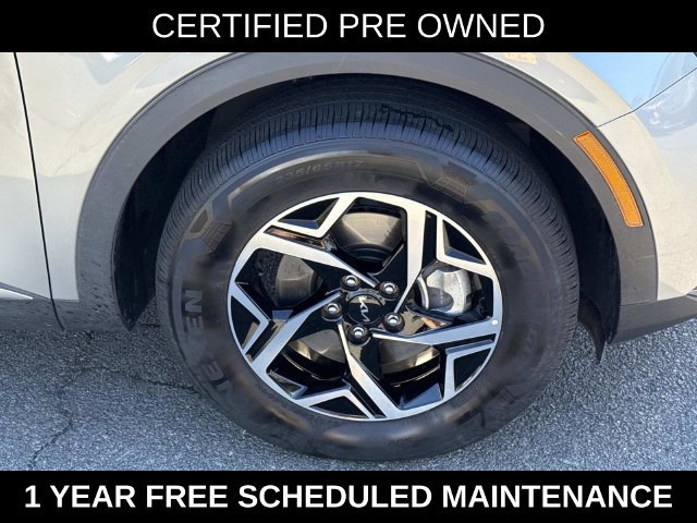 Used 2025 Kia Sportage LX FWD image 7