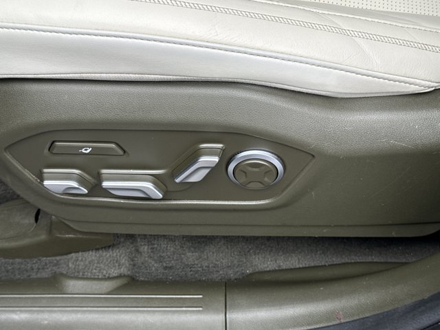 Used 2025 Hyundai Santa Fe Calligraphy AWD/4WD image 19